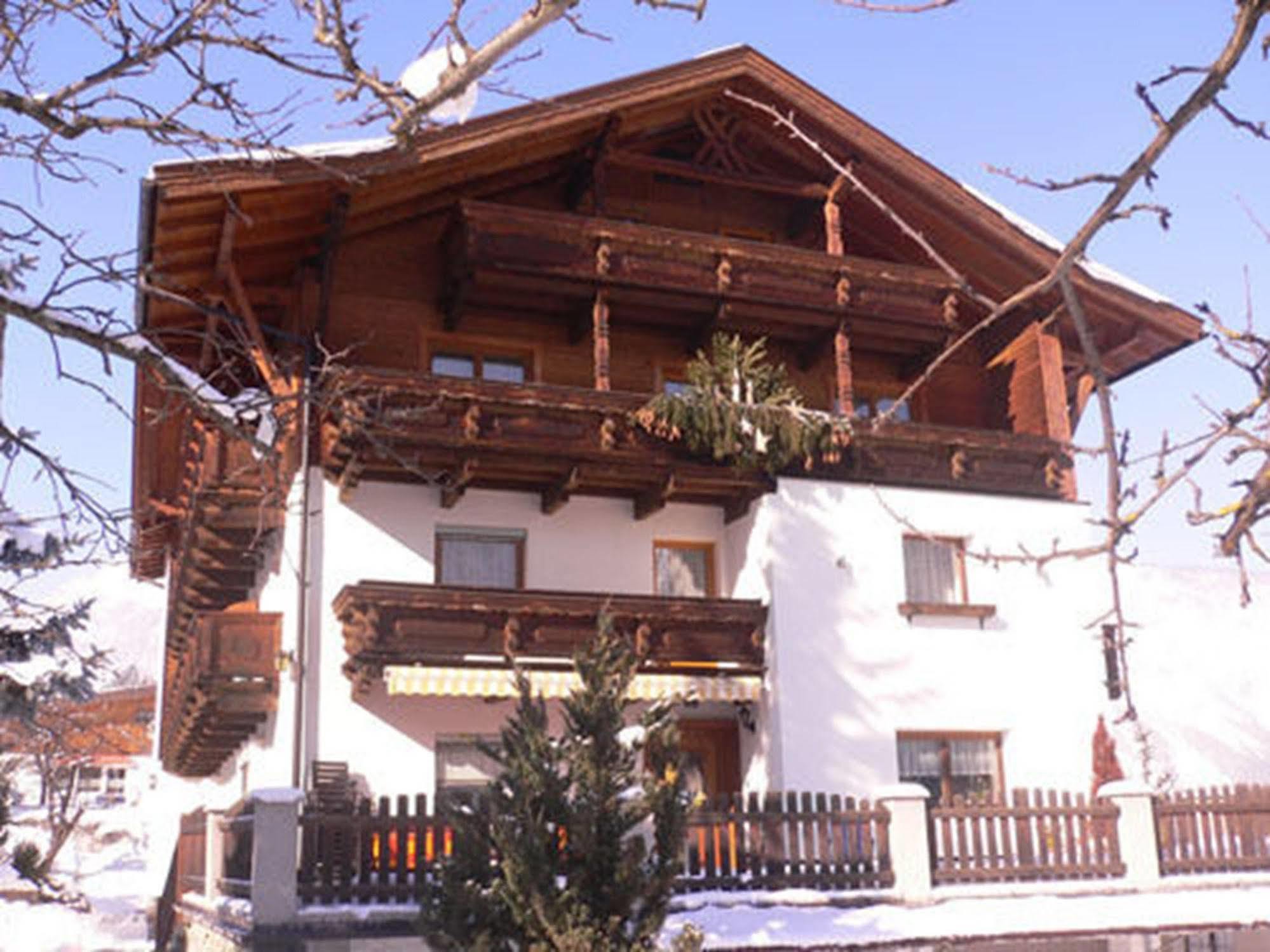 Gaestehaus Hackl Sautens Esterno foto
